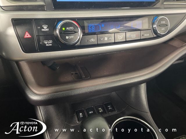 2016 Toyota HIGHLANDER XLE V6
