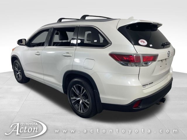 2016 Toyota HIGHLANDER XLE V6