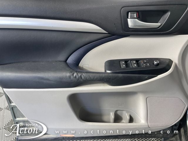 2015 Toyota HIGHLANDER XLE V6