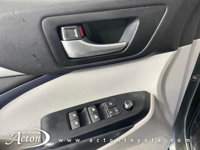 2015 Toyota HIGHLANDER XLE V6