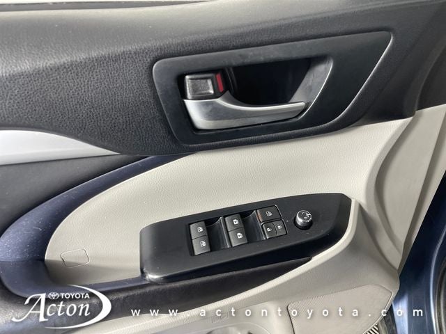 2016 Toyota Highlander XLE V6