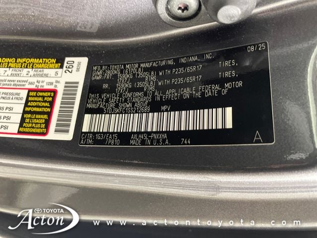 2025 Toyota Sienna XLE 7 Passenger