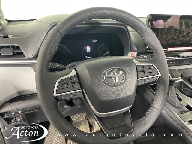 2025 Toyota Sienna XLE 7 Passenger