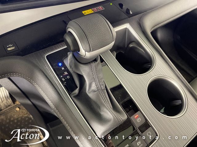 2025 Toyota Sienna XLE 7 Passenger