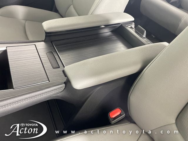 2025 Toyota Sienna XLE 7 Passenger