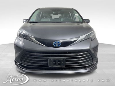 2025 Toyota Sienna XLE 7 Passenger