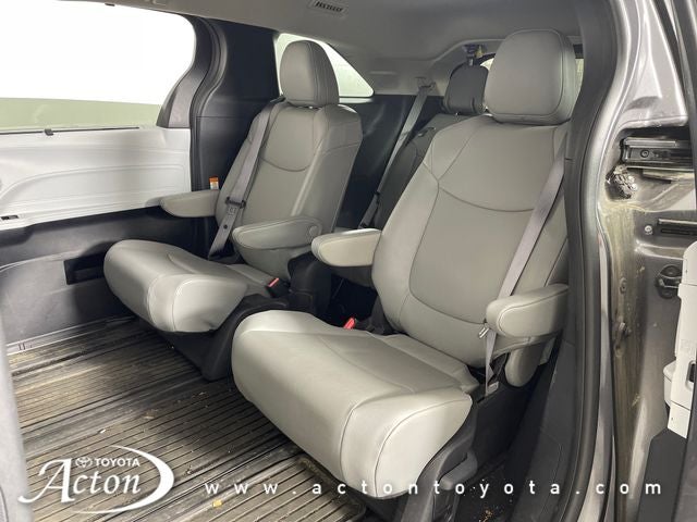 2025 Toyota Sienna XLE 7 Passenger