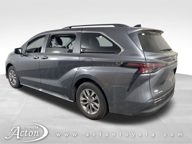 2025 Toyota Sienna XLE 7 Passenger