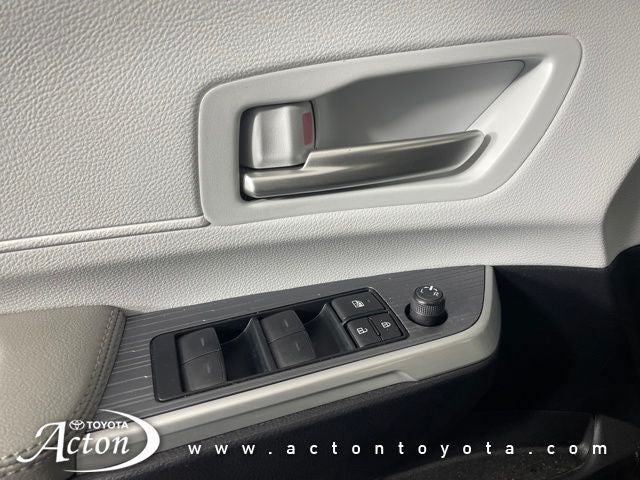 2025 Toyota SIENNA XLE AWD XLE 7 Passenger