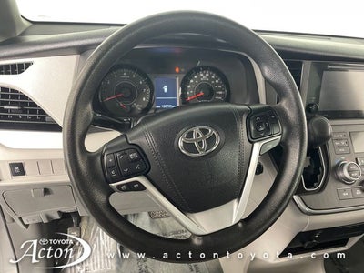 2017 Toyota Sienna LE 7 Passenger