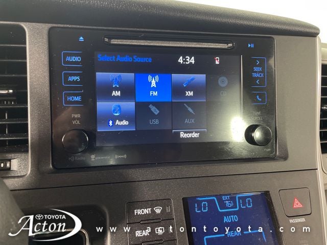 2017 Toyota Sienna LE 7 Passenger