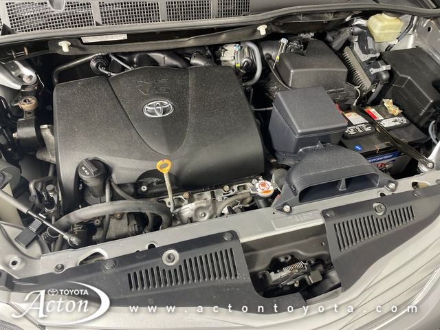 2017 Toyota Sienna LE 7 Passenger