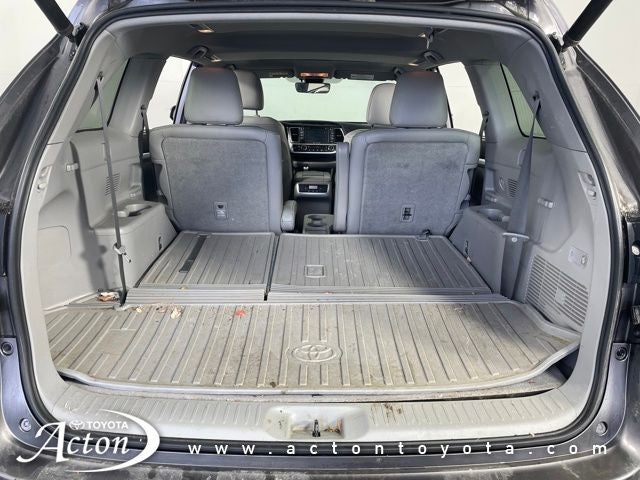 2018 Toyota HIGHLANDER XLE