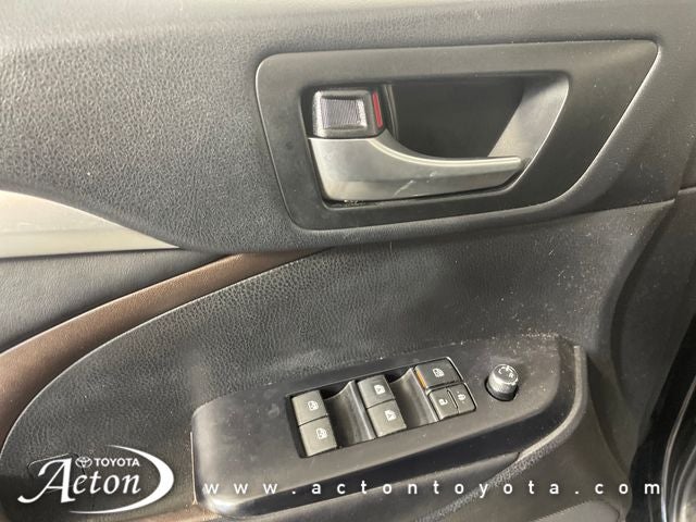 2018 Toyota HIGHLANDER XLE