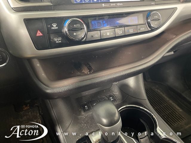 2018 Toyota HIGHLANDER XLE