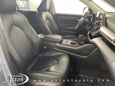 2023 Toyota HIGHLANDER HYBRD XLE