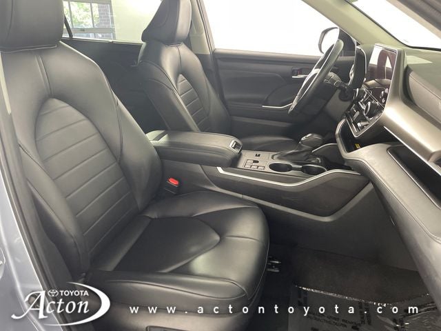 2023 Toyota HIGHLANDER HYBRD XLE