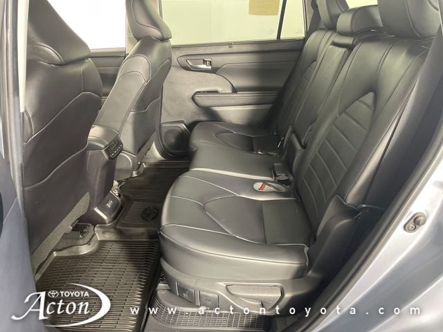 2023 Toyota HIGHLANDER HYBRD XLE
