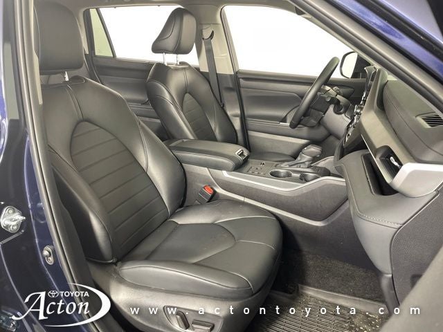 2025 Toyota HIGHLANDER HEV XLE