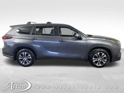 2023 Toyota HIGHLANDER HYBRD XLE