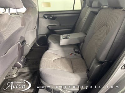 2023 Toyota Highlander LE