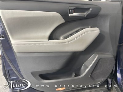2023 Toyota HIGHLANDER XLE