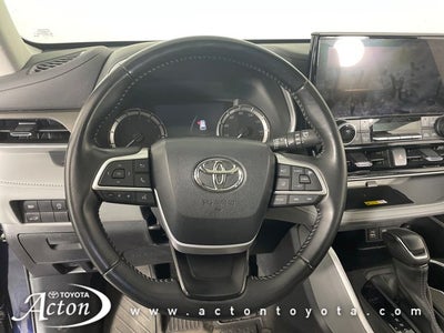 2023 Toyota HIGHLANDER XLE