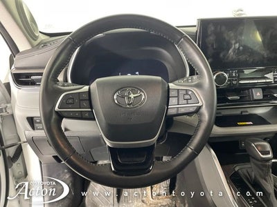 2023 Toyota HIGHLANDER Limited