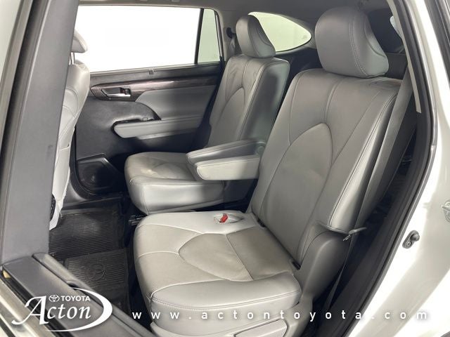 2023 Toyota HIGHLANDER Limited