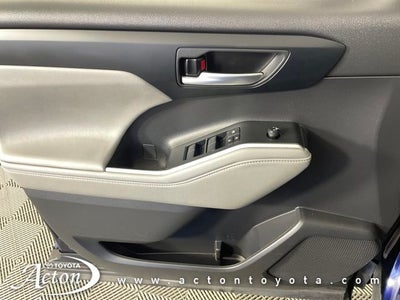 2023 Toyota HIGHLANDER XLE