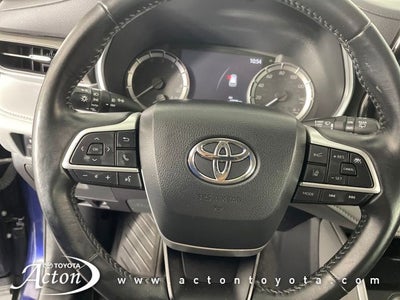 2023 Toyota HIGHLANDER XLE