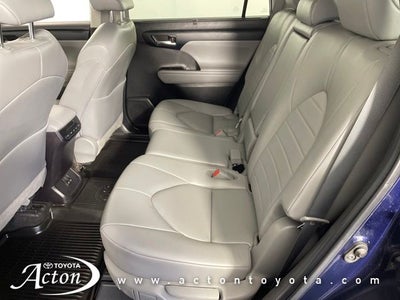 2023 Toyota HIGHLANDER XLE