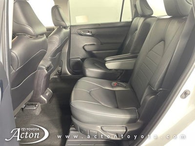 2023 Toyota HIGHLANDER XLE