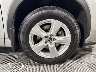 2024 Toyota Highlander LE