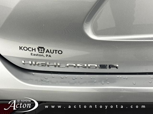 2024 Toyota Highlander LE