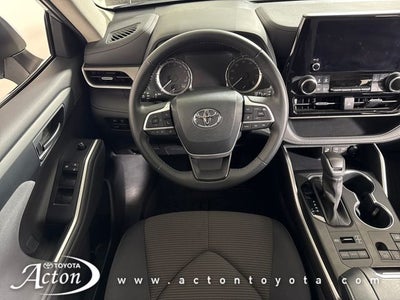 2024 Toyota Highlander LE