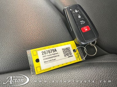 2023 Toyota HIGHLANDER XLE