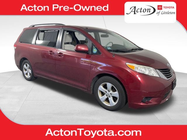2014 Toyota SIENNA LE 3.5L LE 8 Passenger