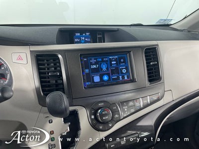 2014 Toyota SIENNA LE 3.5L LE 8 Passenger