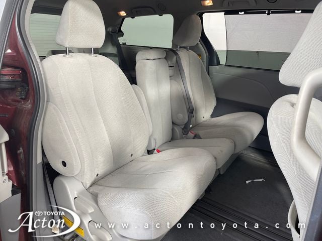 2014 Toyota SIENNA LE 3.5L LE 8 Passenger