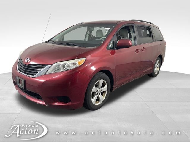 2014 Toyota SIENNA LE 3.5L LE 8 Passenger