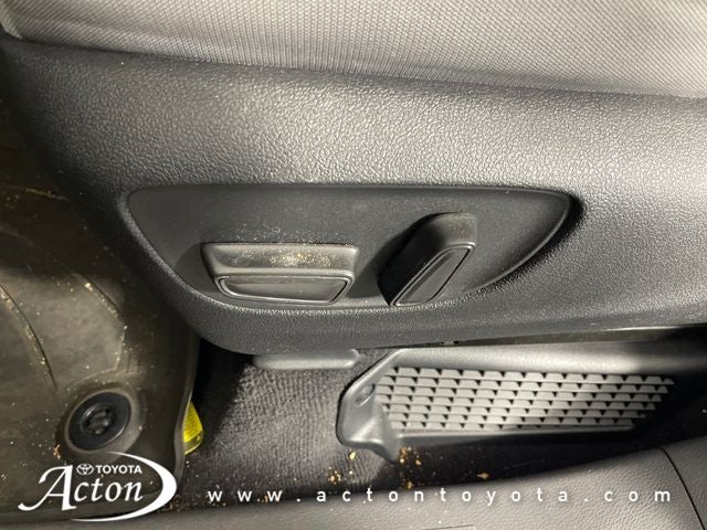 2024 Toyota Sienna LE 8 Passenger