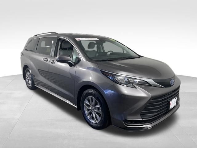 2024 Toyota SIENNA LE AWD LE 8 Passenger