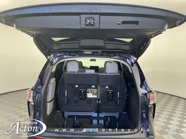2025 Toyota SIENNA LE AWD LE 8 Passenger