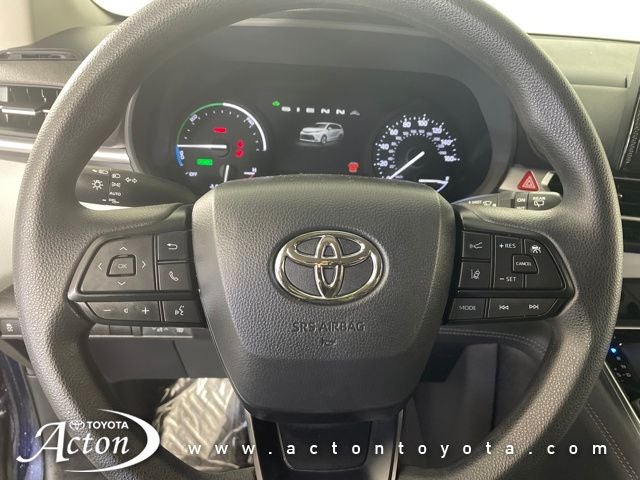 2025 Toyota SIENNA LE AWD LE 8 Passenger