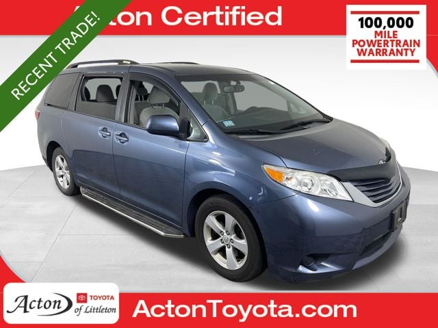 2017 Toyota Sienna LE 8 Passenger