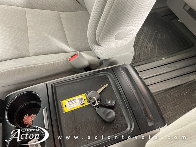 2017 Toyota Sienna LE 8 Passenger