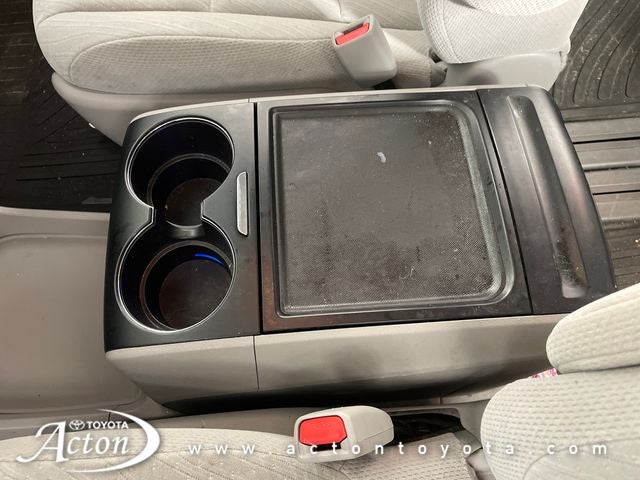 2017 Toyota Sienna LE 8 Passenger