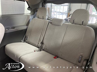 2017 Toyota Sienna LE 8 Passenger