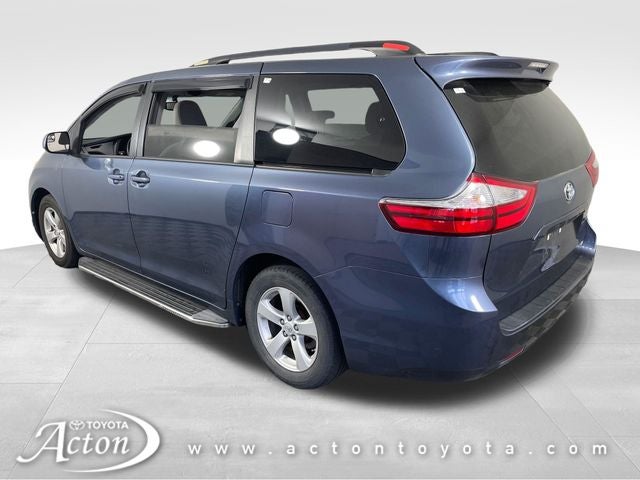 2017 Toyota Sienna LE 8 Passenger